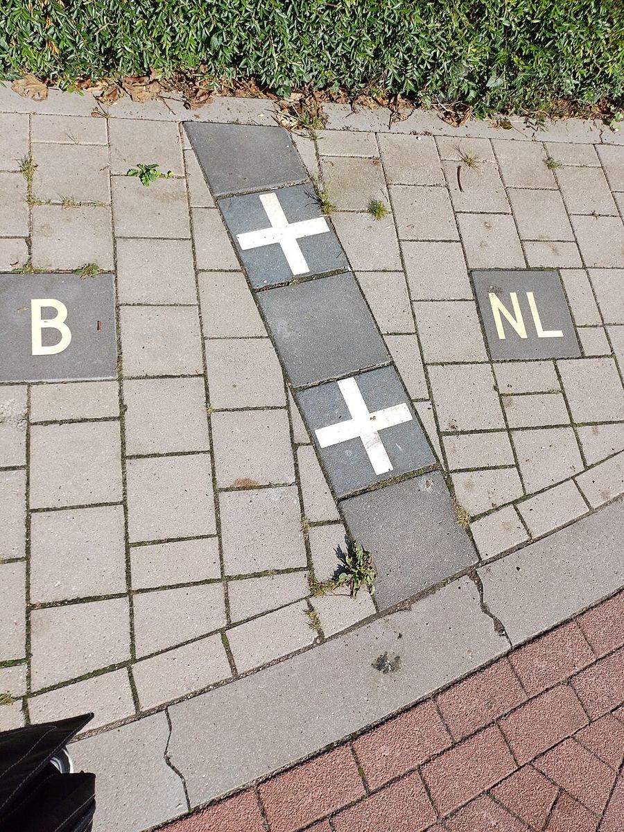 Land & Border Disputes, Belgium