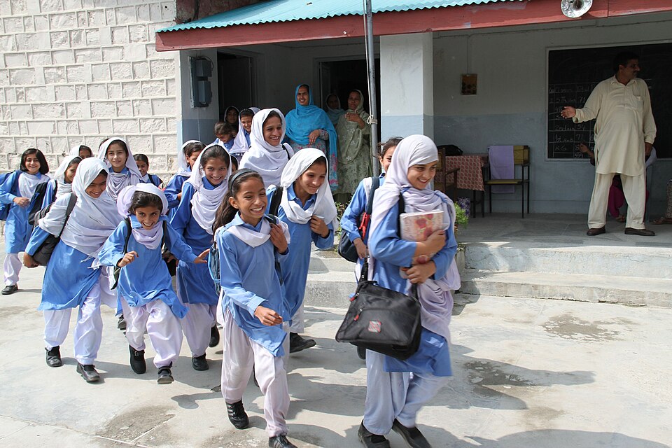National Dress, Pakistan