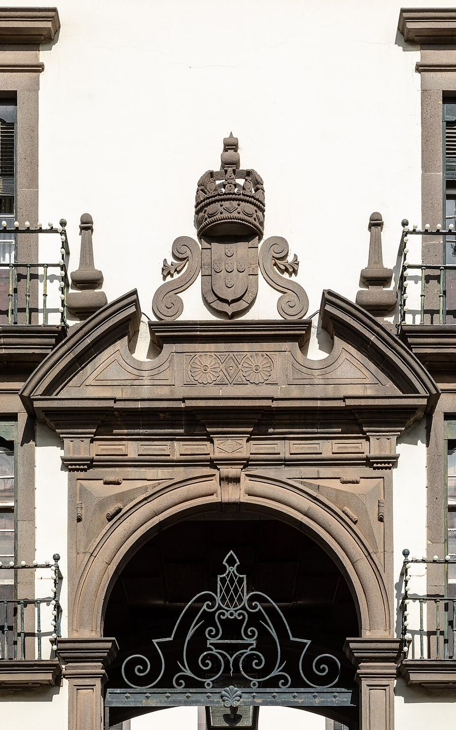 Government building