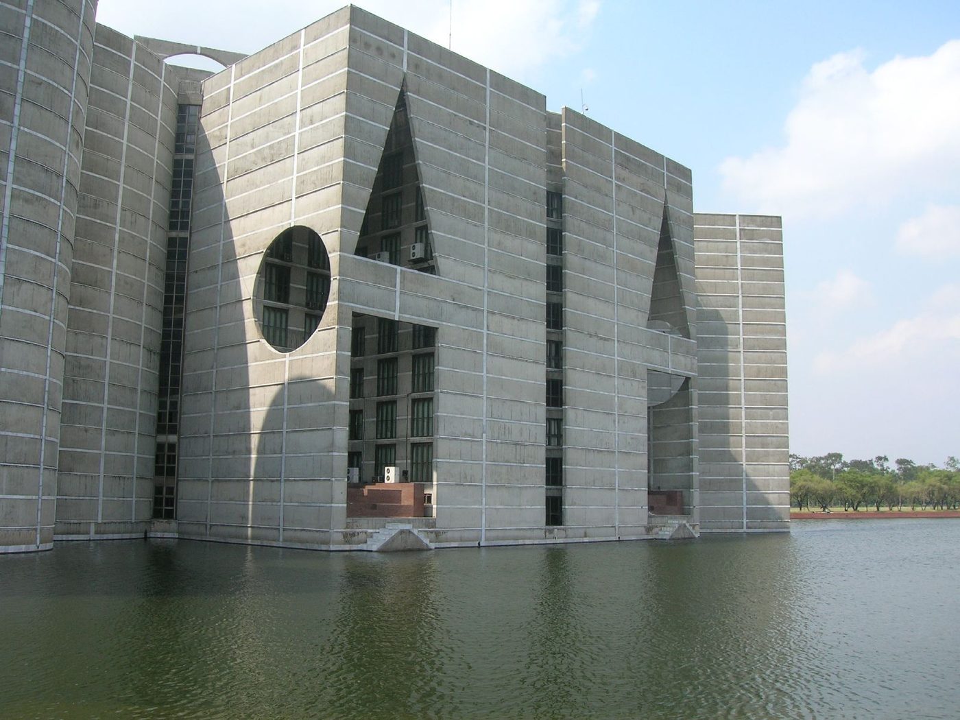Jatiyo Sangsad Bhaban Close view, Bangladesh