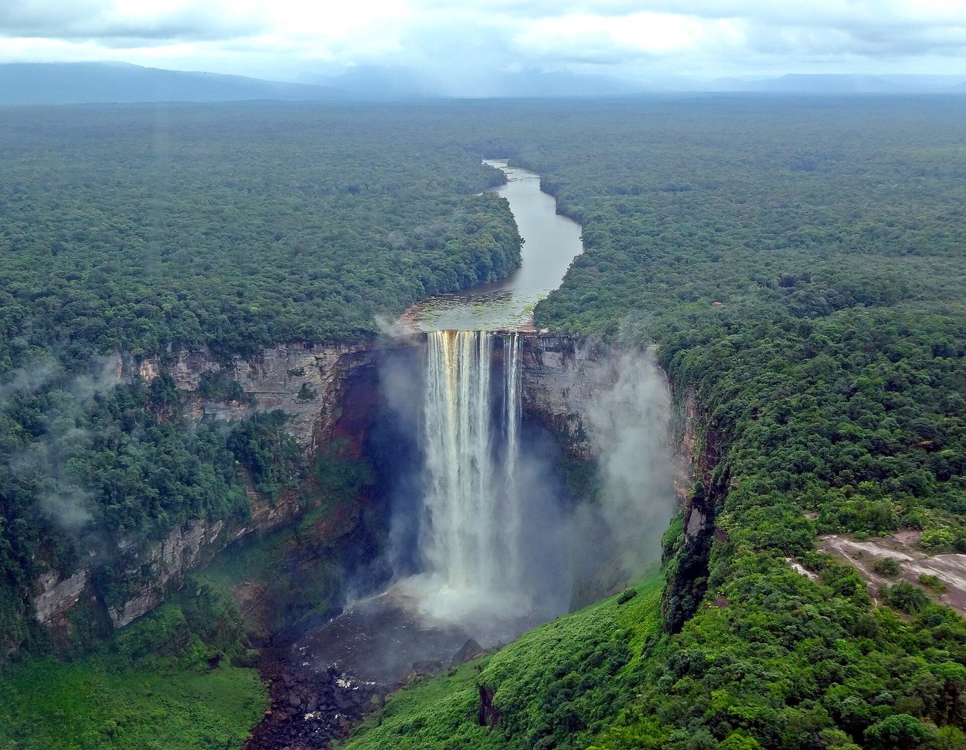 Kaieteur Falls Aerial 01, Guyana