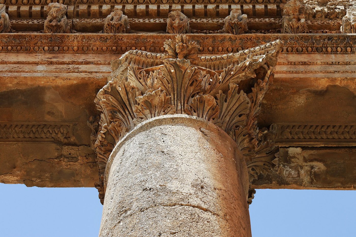 Baalbek - temple de Jupiter - chapiteau, Lebanon